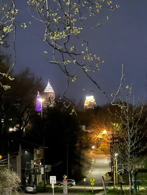 Apartamento Trendy In Tremont, Cle Cleveland Exterior foto