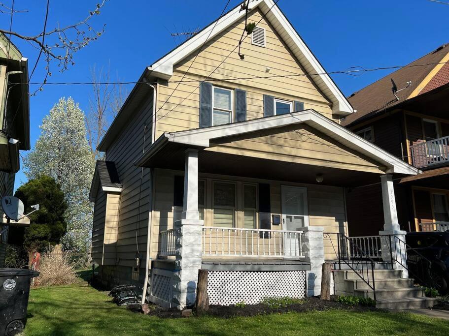 Apartamento Trendy In Tremont, Cle Cleveland Exterior foto