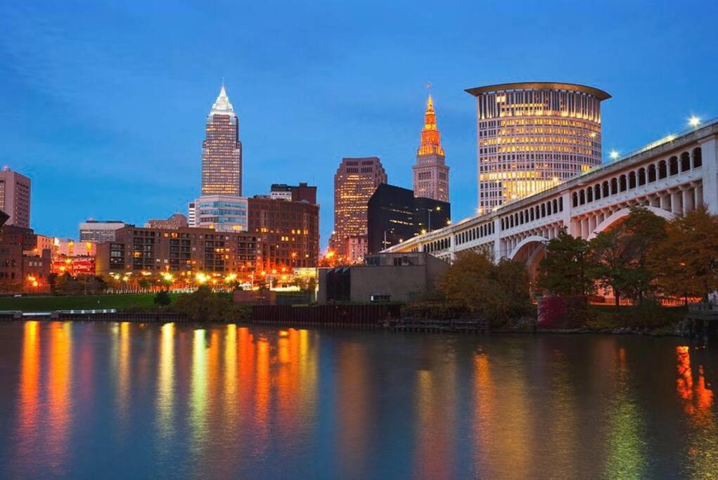 Apartamento Trendy In Tremont, Cle Cleveland Exterior foto